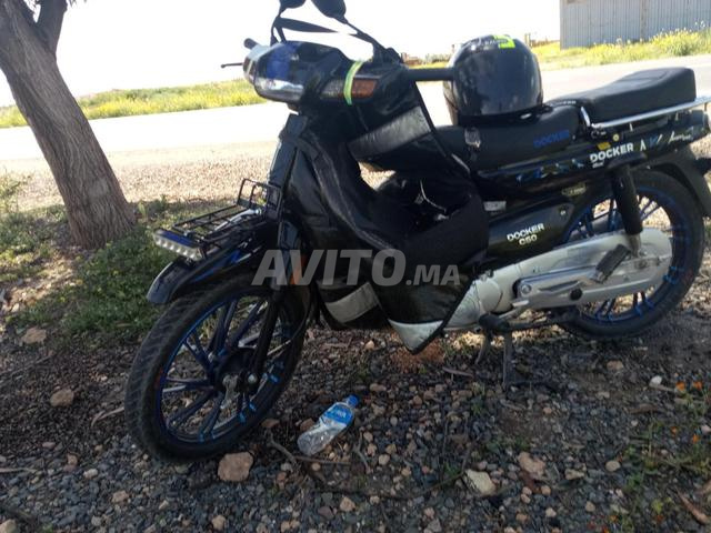 C50 Docker neuve - 2