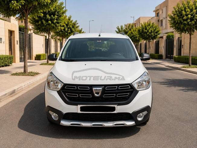 Dacia lodgy Stepway modèle 2021 