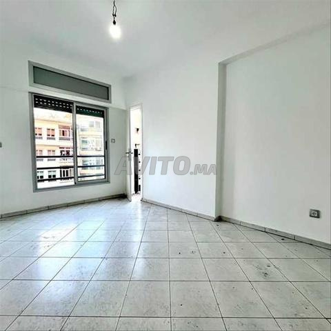 21204-بيع شقة في الدار البيضاء لا جيروند بمساحة 84 م²