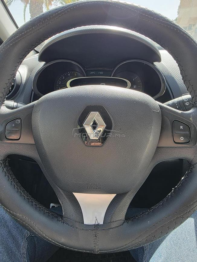 clio 4 2016 très bonne 
