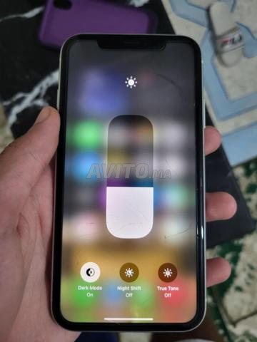 iPhone XR d'occasion, Face ID HS - 2