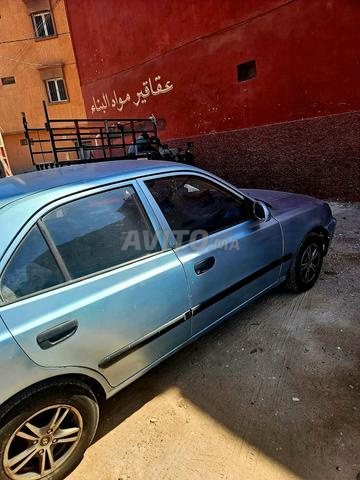 سيارة هيونداي أكسنت نقية - 2