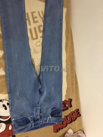 Jean neuf jamais porté, taille 31 - 2