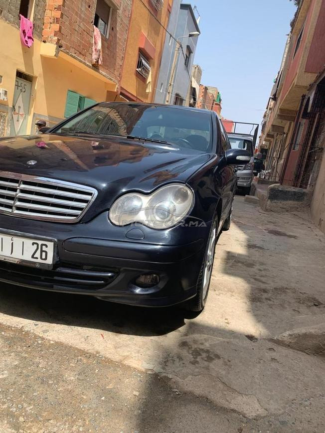 مرسيدس-بنز 220 ديزل يدوي 2006 في سلا