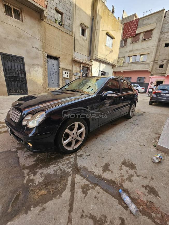 مرسيدس-بنز 220 ديزل يدوي 2006 في سلا