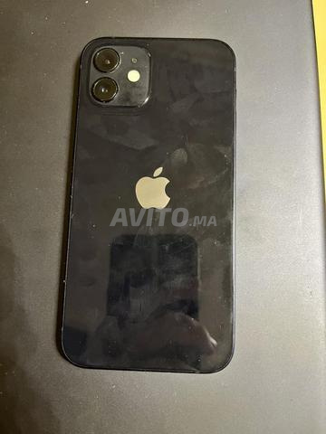 iPhone 12 noir officiel - 2