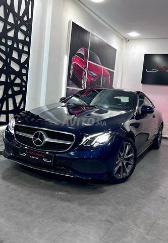 EXCELLENTE MERCEDES E COUPÉ 220D FASCINATION