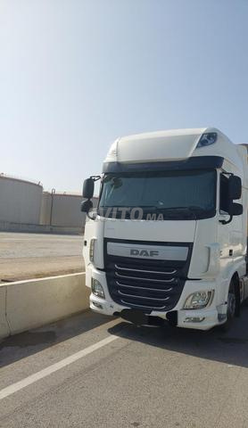 Tracteur routier à vendre - 2