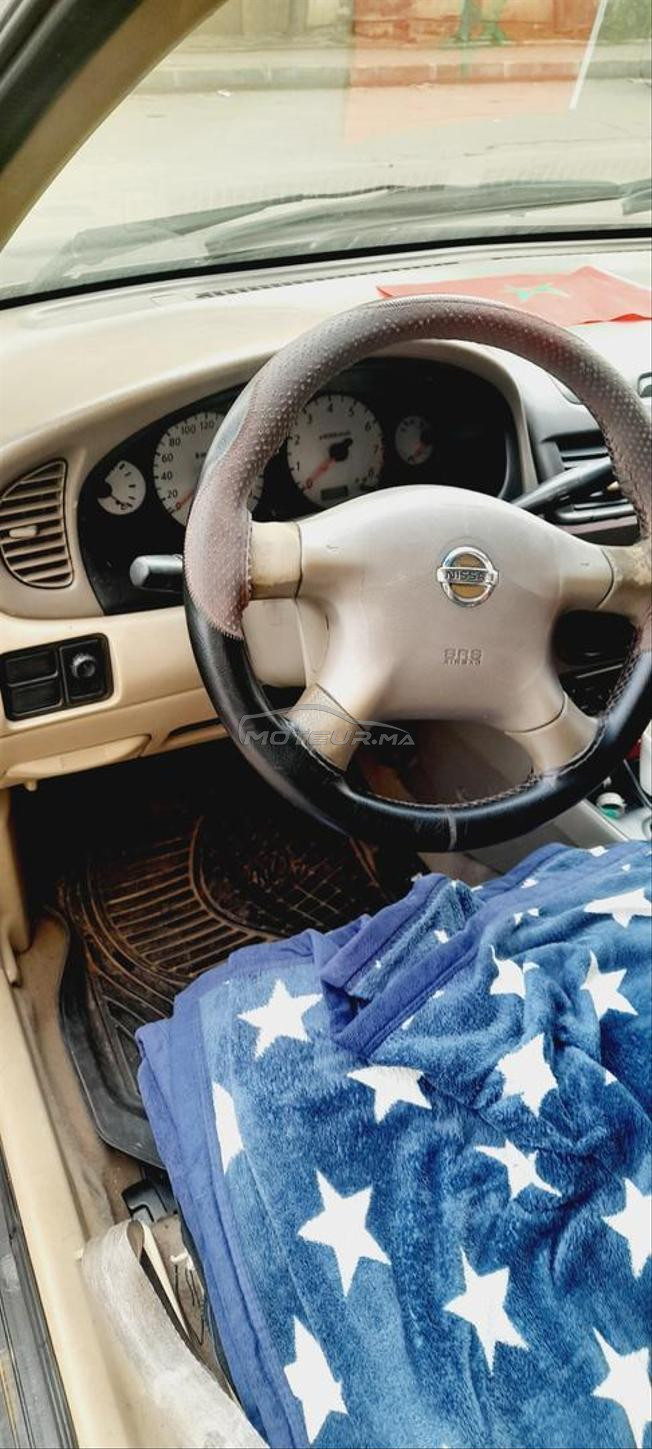 سيارة نيسان صني موديل 2006