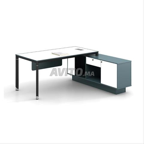 BUREAU OPÉRATEUR - 2