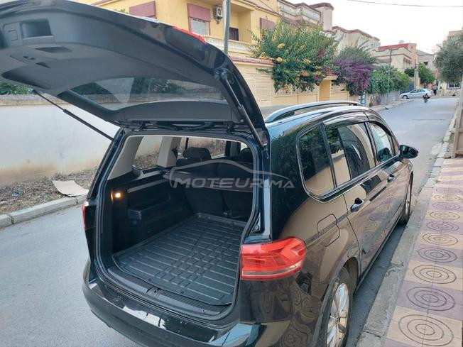 Volkswagen touran 2016