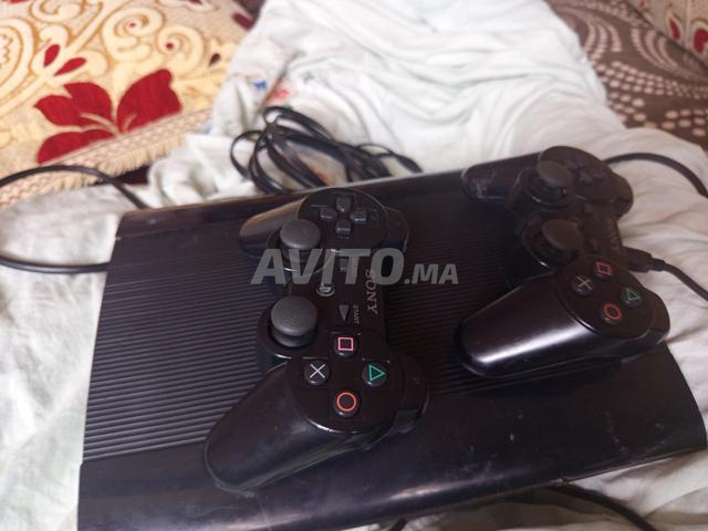 PlayStation 3 Super Slim - 2
