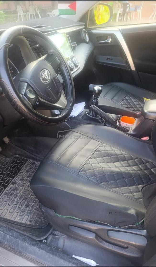 Toyota RAV4 Diesel année 2014 très bon état 
