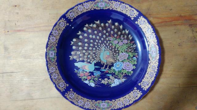 Plat ou assiette du paon libre - 2