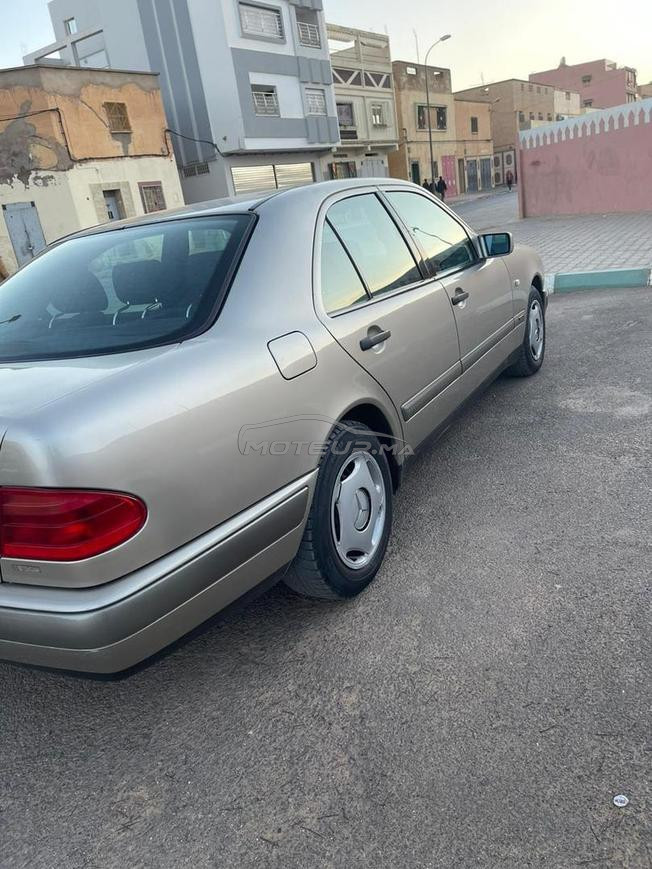Mercedes-Benz 220 Diesel Manuelle 1999 à Oujda