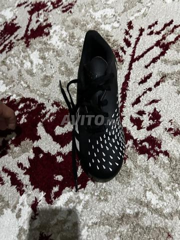 حذاء رياضي لكرة القدم خارجي بجودة عالية - 2