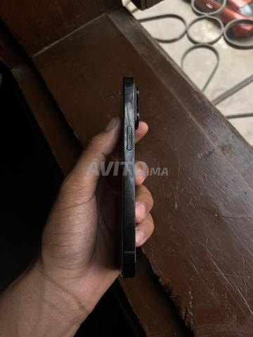 iPhone 14 Pro - 2
