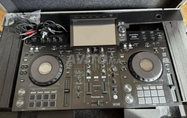 Pioneer DJ XDJ-RX3 avec flight case - 2
