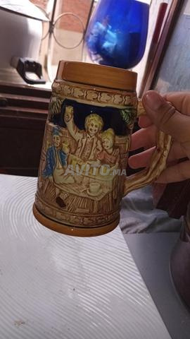6 verres, 2 soucoupes et un bol moyen en très bon état