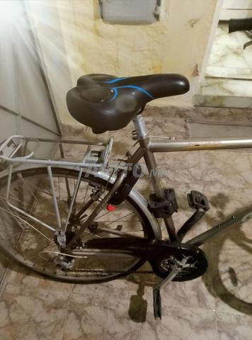 Excellent vélo, tout fonctionne, marque GAINT - 2