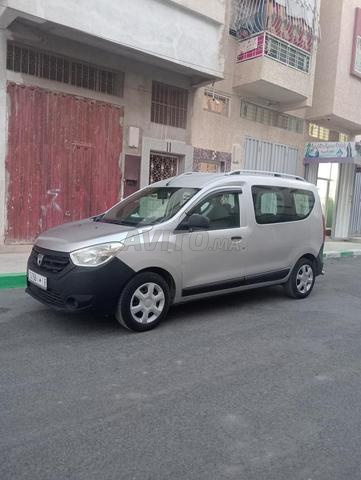 Dacia Dokker modèle 2015, 300 km - 2