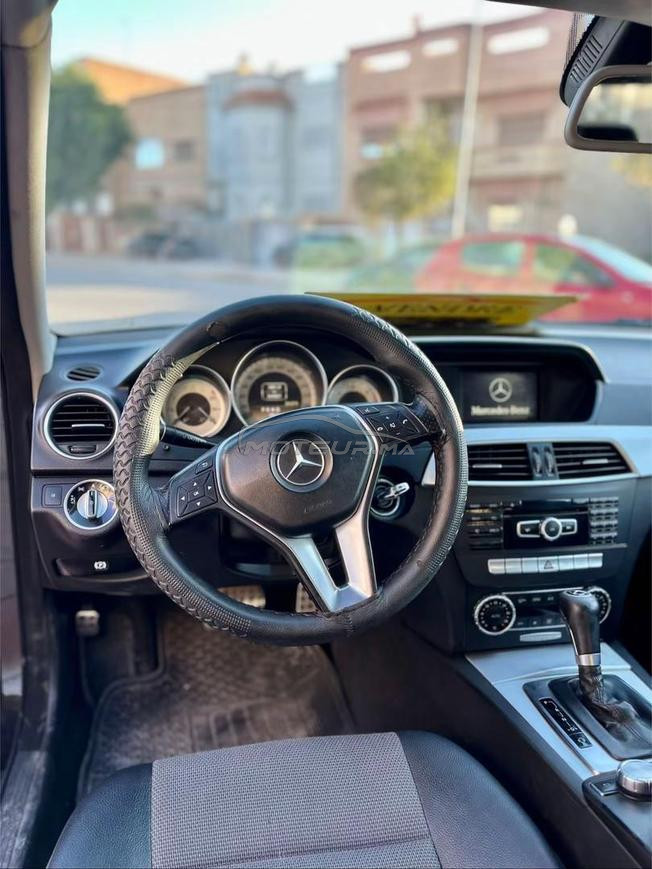 mercedes classe c 220 en tres bon etat 