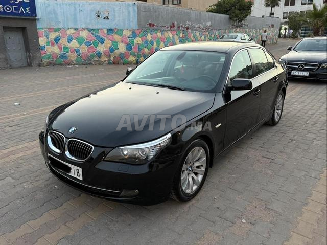 BMW الفئة الخامسة 523 i بنزين - 2