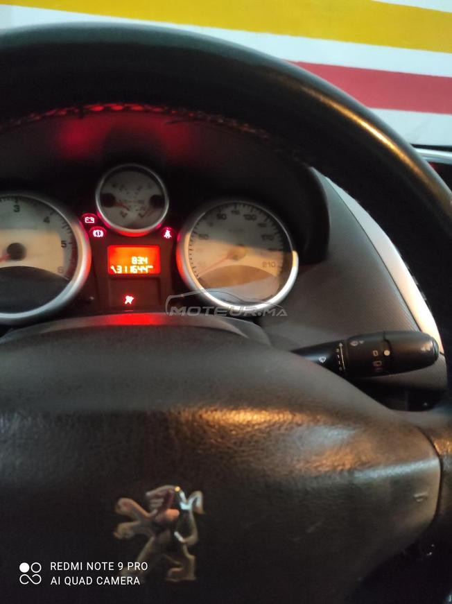 Peugeot 207 très bon état 