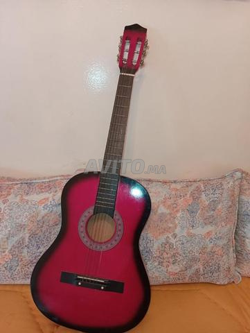 Guitare rouge - 2
