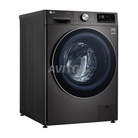 آلة غسيل وتجفيف LG بسعة 12 كجم