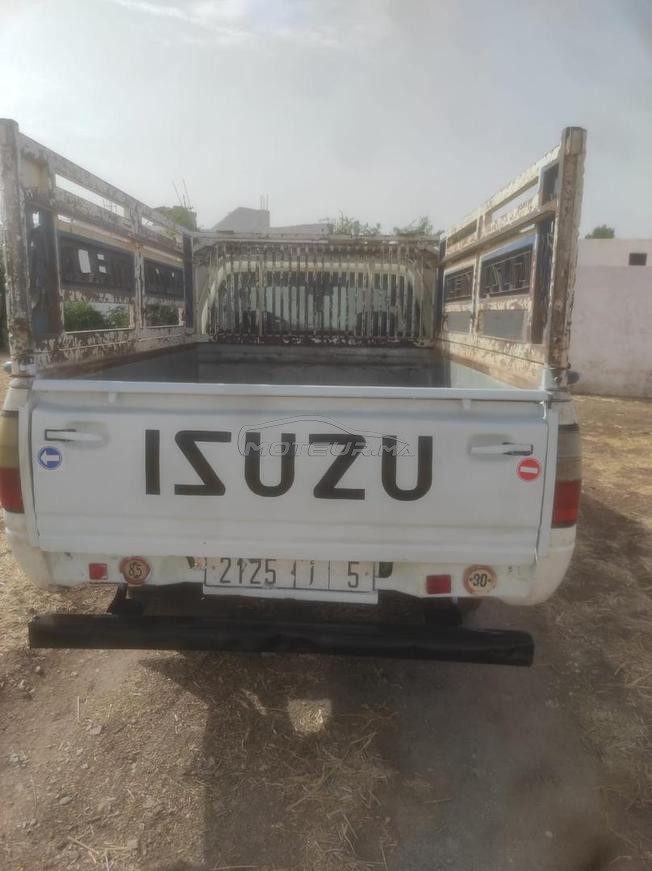 Isuzu 2003