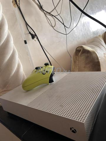 Xbox one avec manette Xbox séries X - 2
