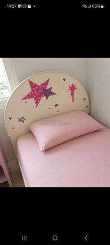 Lit fille avec matelas et table chevet - 2