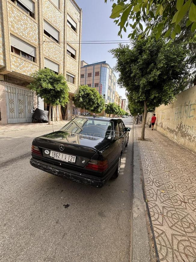 Mercedes 250 D 