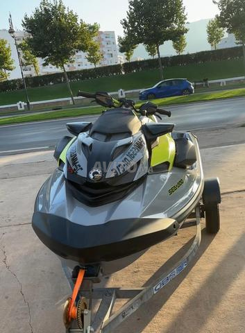 Jet ski Sea-Doo RXP 300