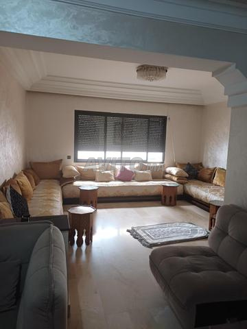 Apparemment à vendre - 2