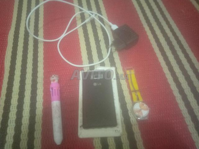LG P700 هاتف عادي لا يدعم واتساب - 2