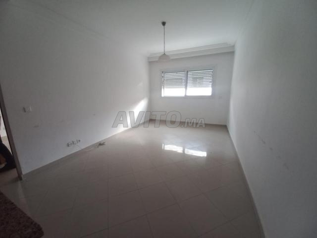 Studio Salon 1Pc avec Balcon Bd d' Anfa - 2