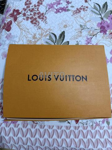 Louis Vuitton - 2