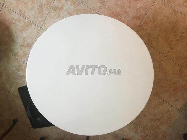 Table basse ronde blanche laquée – Design moderne - 2