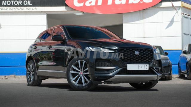 Jaguar F Pace