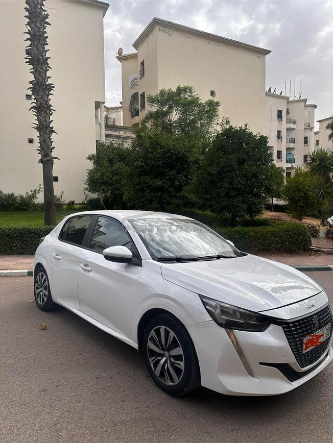 peugeot 208 2020