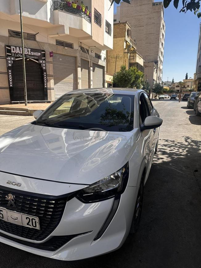 Peugeot 208 2021