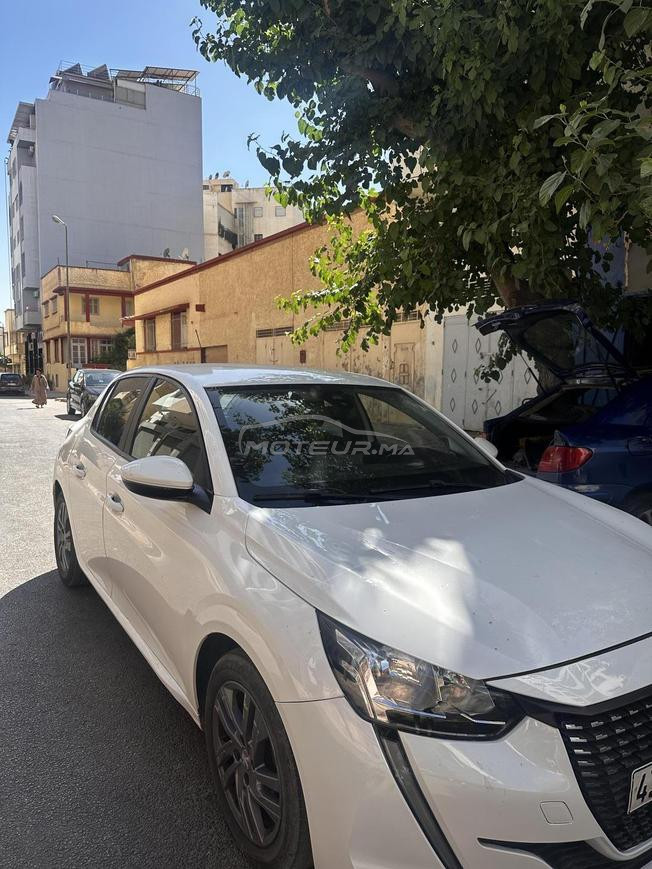 Peugeot 208 2021