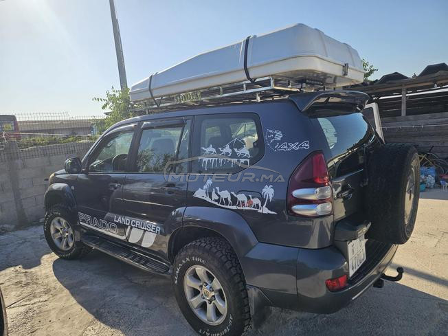 TOYOTA PRADO  