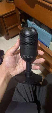 Micro Razer Seiren V3 MINI - 2