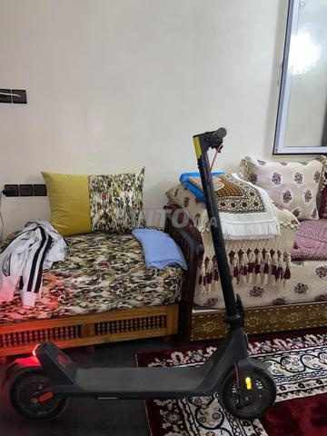 سكوتر كهربائي شاومي 4 لايت - حالة جيدة جداً - 2