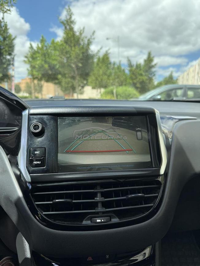 Peugeot 208 Diesel Manuelle 2019 à Oujda