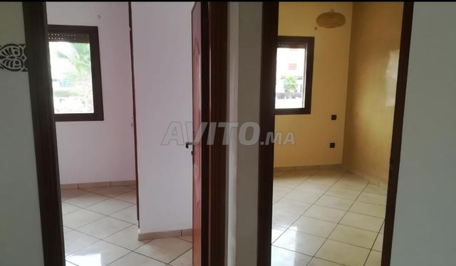 Appartement au dessus du café LA RUCHE à Vendre