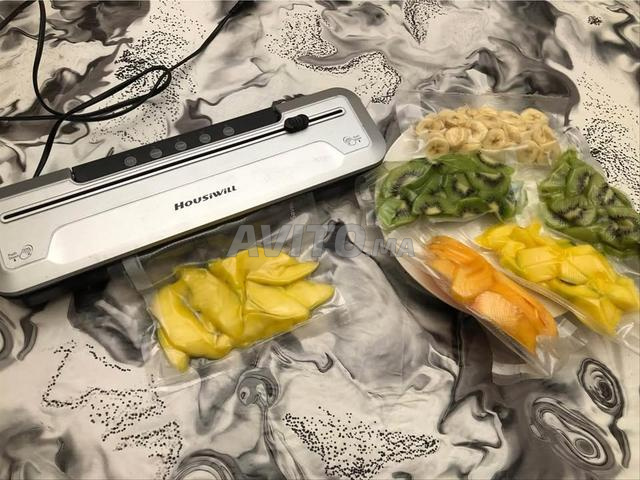 Machine sous vide pour emballer les aliments - 2